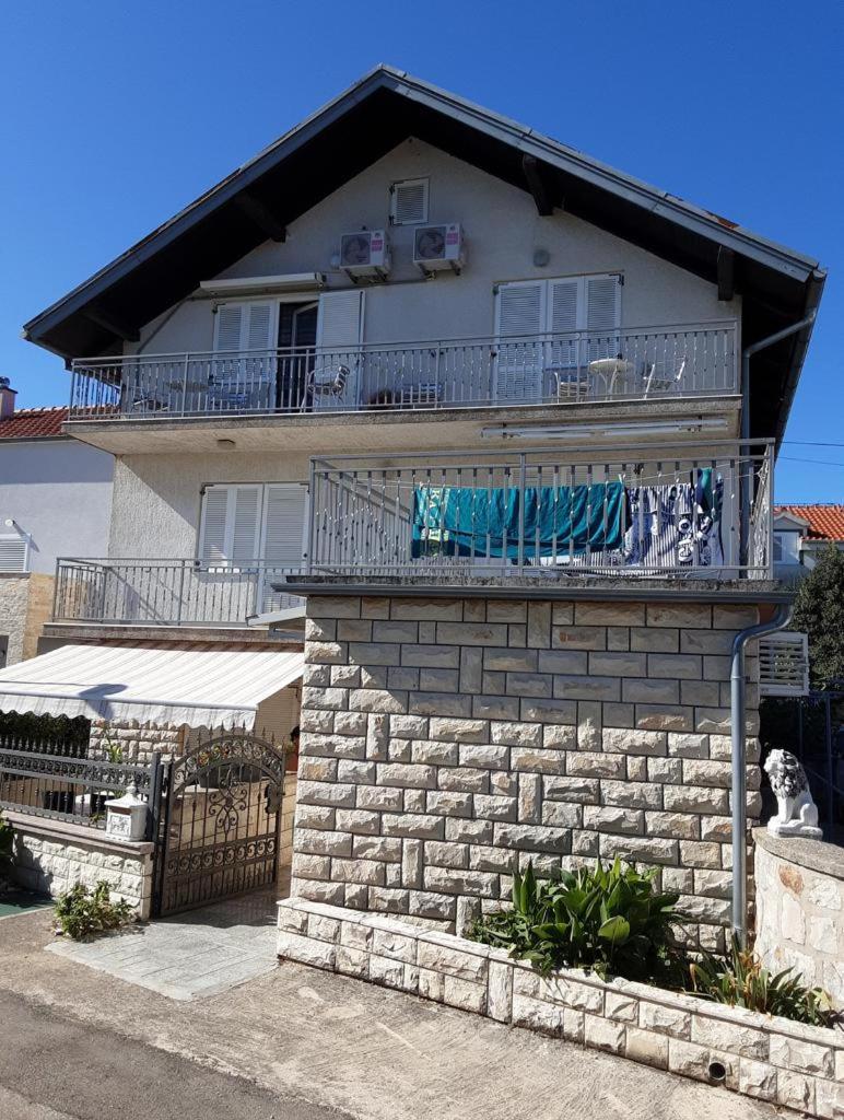 Primasrima Apartments Βόντιτσε Εξωτερικό φωτογραφία
